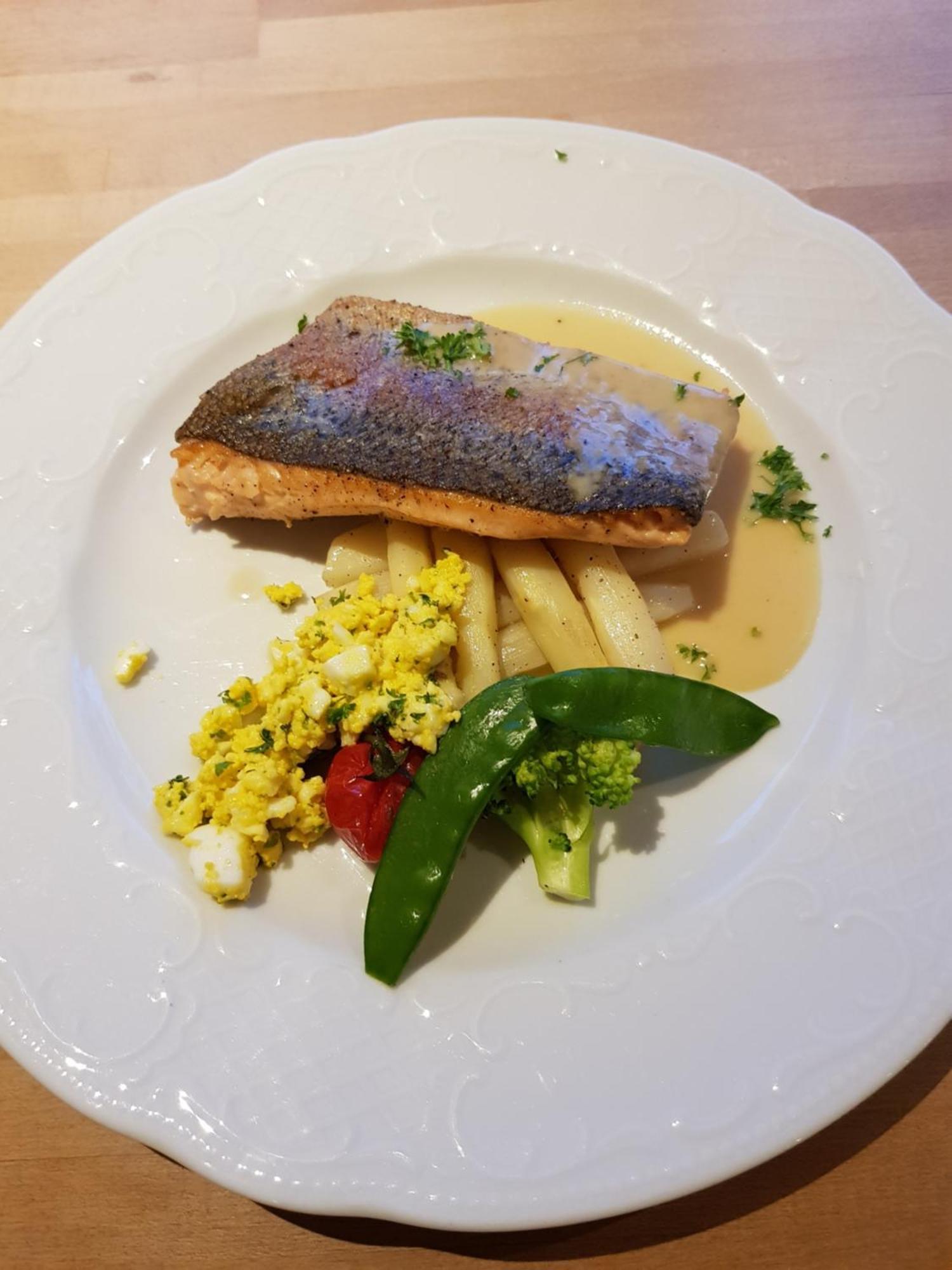 וורן Hotel Restaurant The Kings Head Inn מראה חיצוני תמונה