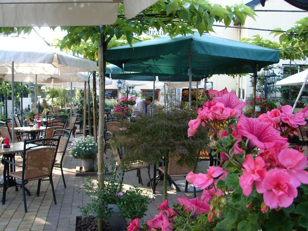 וורן Hotel Restaurant The Kings Head Inn מראה חיצוני תמונה