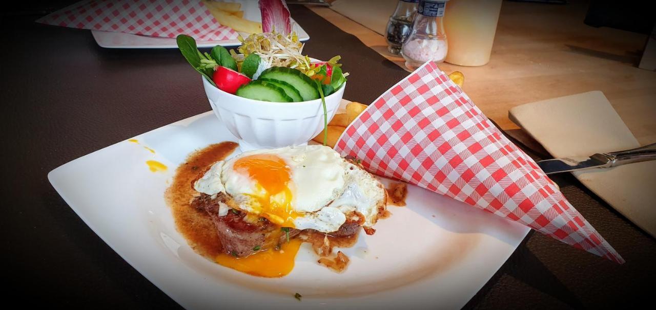 וורן Hotel Restaurant The Kings Head Inn מראה חיצוני תמונה